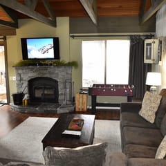 #192 cozy upstairs unit, perfect for a mountain stay