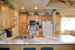 Bright corner condo overlooking the pool, #146 - Image 5