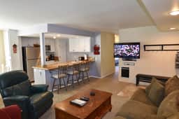 An inviting corner condo, perfect for the quick (or long) getaway #115 - Image 3