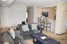 Enjoy Mammoth in this beautiful appointed condo #159, just steps to the shuttle - Image 2