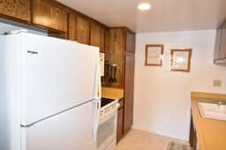 A comfortable downstairs one bedroom corner unit with light and trees, #105 - Image 5