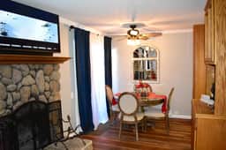 Unit #129- Newly remodeled Mountain Escape - Steps to Shuttle and walking distance to the Village! - Image 4