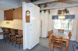 An upstairs bright unit just steps away from the free shuttle! #184 - Image 4