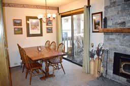 Family friendly, #131 is conveniently located close to the Village at Mammoth and Gondola - Image 3