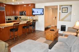 Seasons 4-Canyon Lodge, condo 126, steps from the shuttle stop,beautiful open concept kitchen - Image 2