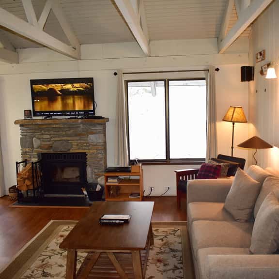 Spacious and airy upstairs condo, #188 close to the shuttle stop - Image 1