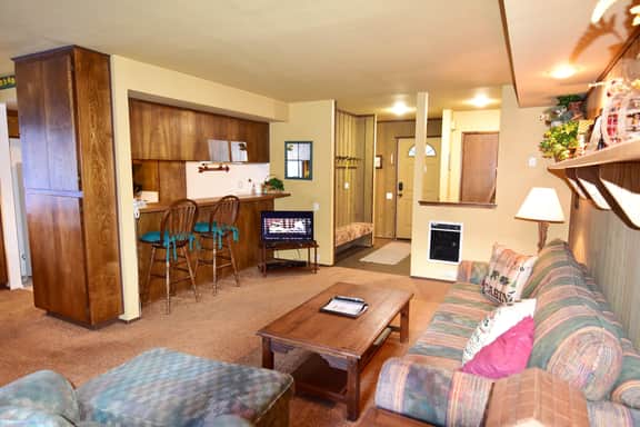 Corner Unit overlooking the pool, #147 is within walking distance to the Village - Image 2