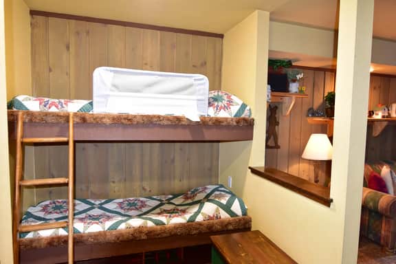 Corner Unit overlooking the pool, #147 is within walking distance to the Village - Image 5