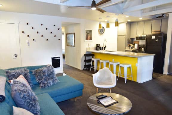Enjoy this newly remodled modern unit #172 - Image 2