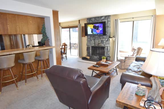 Close to the pool, hot spa and game room, #145 - Image 2