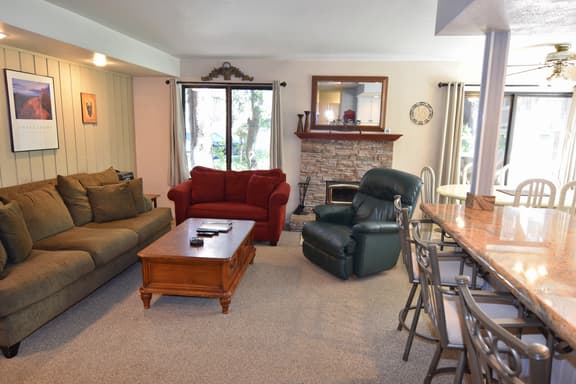 An inviting corner condo, perfect for the quick (or long) getaway #115 - Image 1