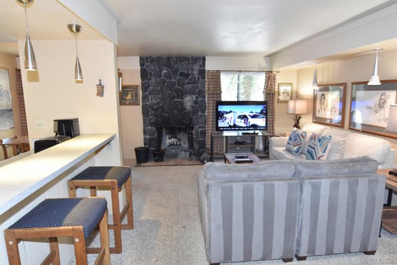 Family, friends or business trip, this versatile unit #167 is the one for you! - Image 1